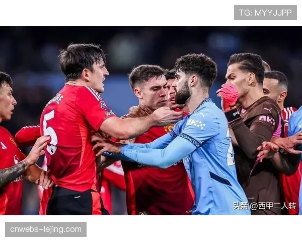 曼彻斯特警方就曼市德比后发生的个别球迷冲突事件展开调查 曼彻斯特警方就曼市德比后发生的个别球迷冲突事件展开调查